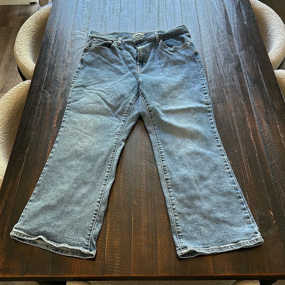 Levi’s High Wasted Crop Flare